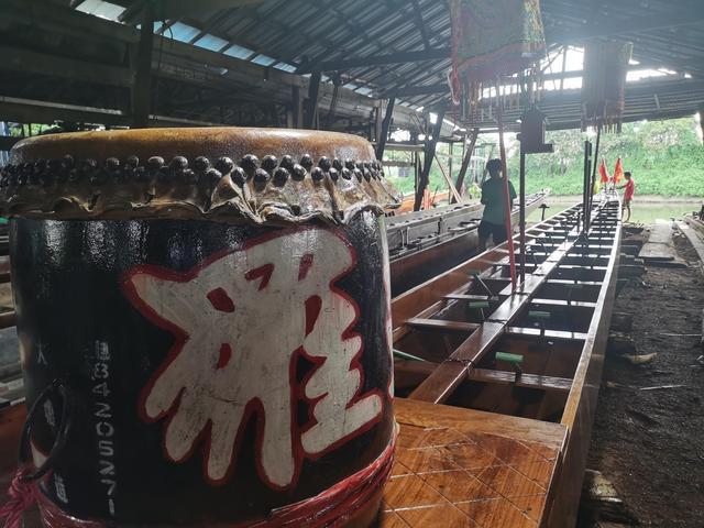 在龙舟制造基地听龙舟故事一条到底如何诞生？(图3)