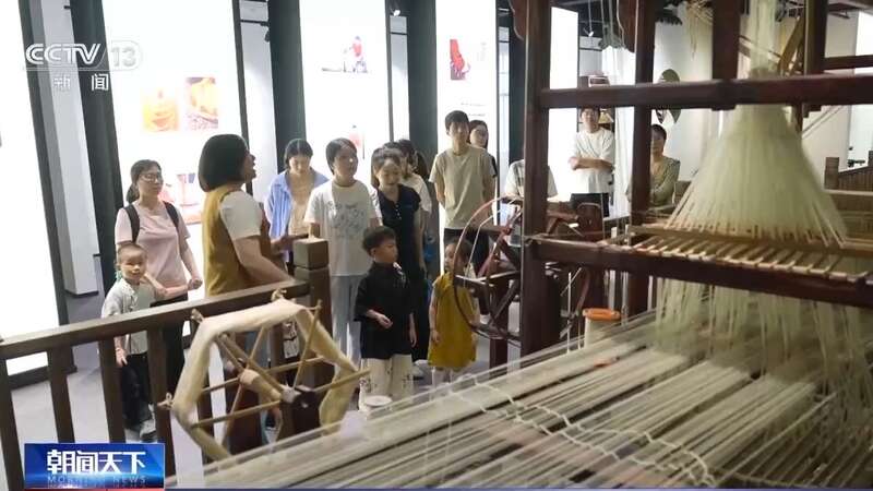 非遗技艺变身“潮品制造机” 让千年文化传承触手可及(图4)