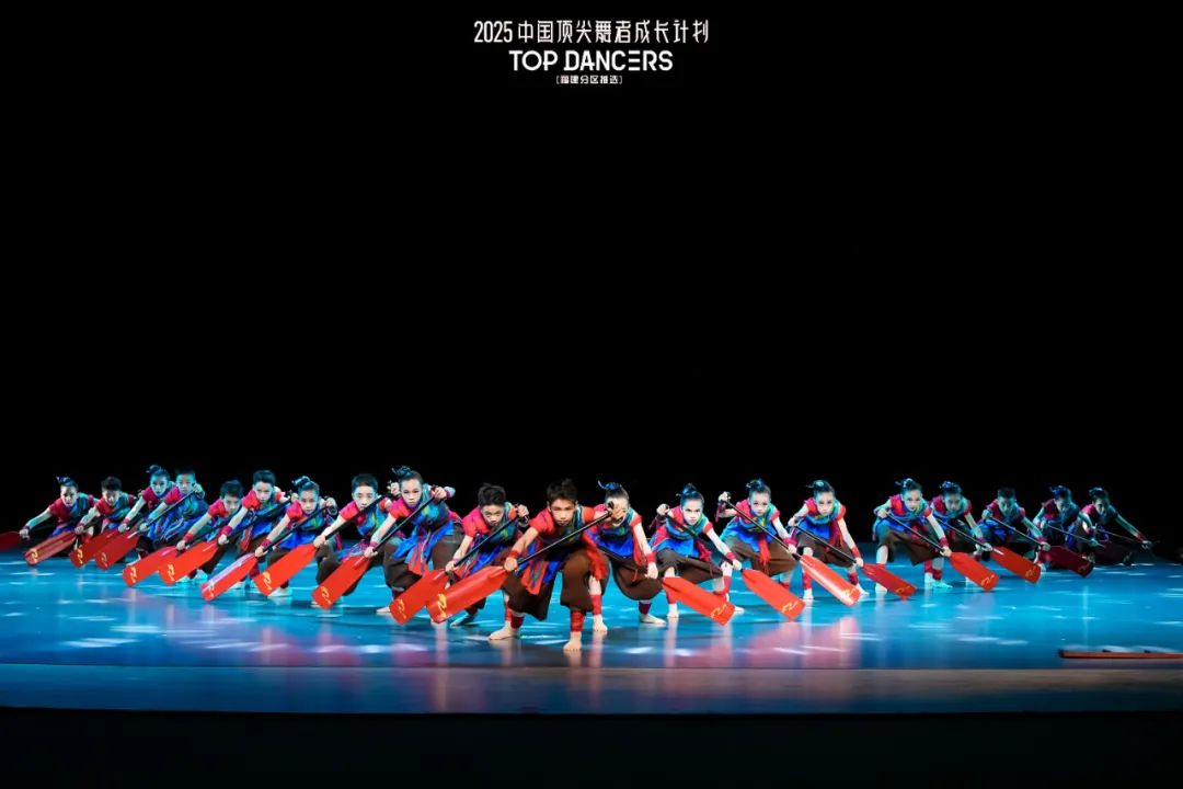 展现岭南少年龙舟精神！长安原创舞蹈《夺锦》入围“中国顶尖舞者成长计划”(图3)
