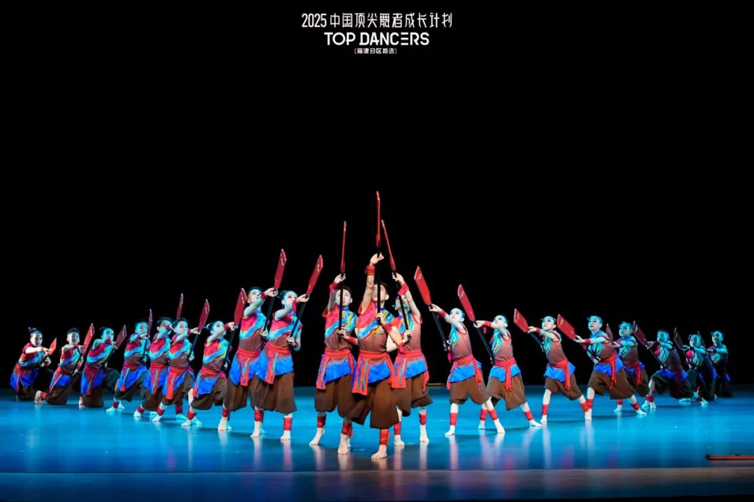 展现岭南少年龙舟精神！长安原创舞蹈《夺锦》入围“中国顶尖舞者成长计划”