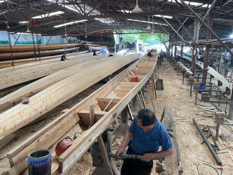 【视频】莞邑文脉丨订单蜂拥至 龙舟赶制忙：“龙舟之乡”中堂迎来造船热(图5)