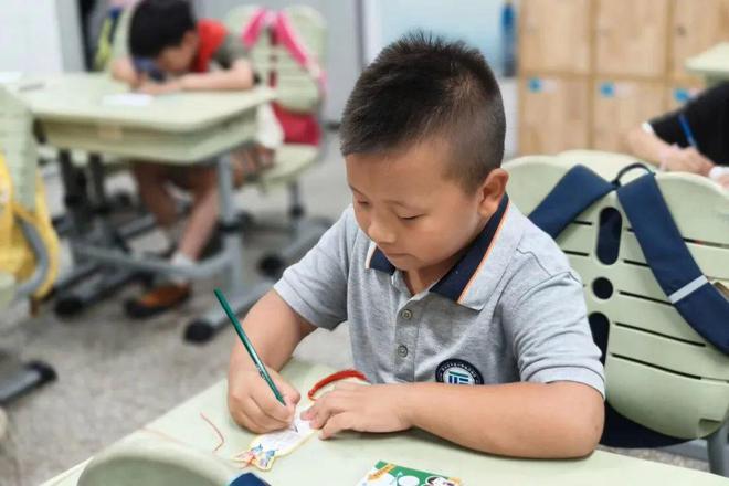 剥毛豆、购物、摇骰、探险闯关这是鼓楼娃的期末无“笔”精彩(图41)
