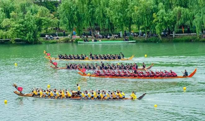 这个周末贵州镇远龙舟盛宴邀你共赴山水之约