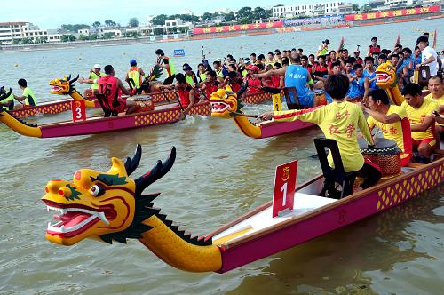 官村乌龙船破千年祖训铸龙舟传奇