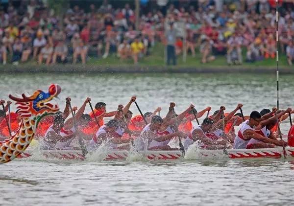 成都世运会）千年龙舟首次“划”入世运会正赛