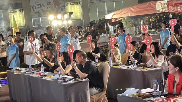 在场｜“串”山越海终极大战：“鲁C”稳坐山东烧烤“C位”(图2)