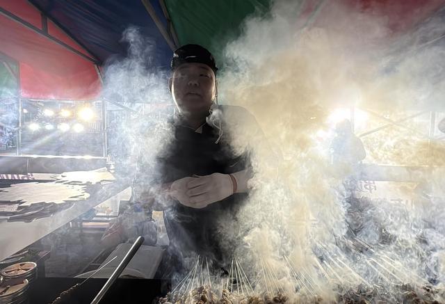 在场｜“串”山越海终极大战：“鲁C”稳坐山东烧烤“C位”(图4)