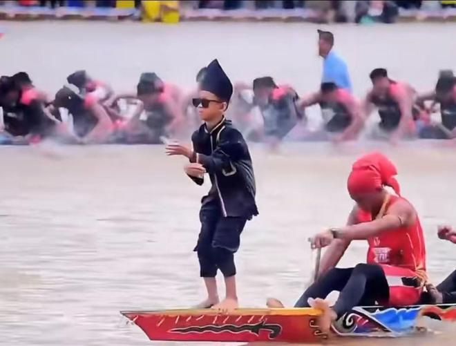 “龙舟舞”是啥？竟让全网集体 上头短短几天播放超15亿(图2)