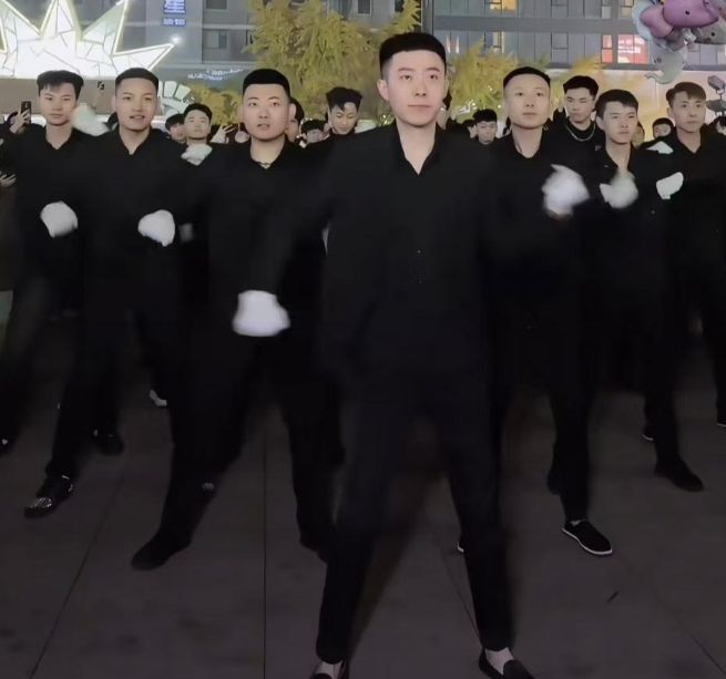 “龙舟舞”是啥？竟让全网集体 上头短短几天播放超15亿(图4)