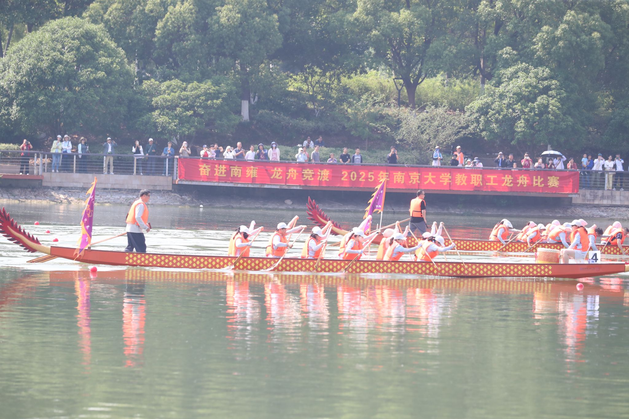 《亚洲新声》中国4-1日本 张靓颖力挺中国歌手