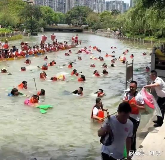 猎德村“洋人扒龙舟”后续：大摆龙舟宴记入族谱三千万买新船(图7)