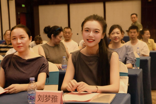 《雨是神的花》IP衍生剧《雨鼓舟未歇》项目发布会 在万安恺蒂国际酒店隆重举行(图6)