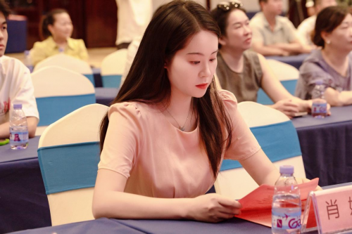 《雨是神的花》IP衍生剧《雨鼓舟未歇》项目发布会 在万安恺蒂国际酒店隆重举行(图12)