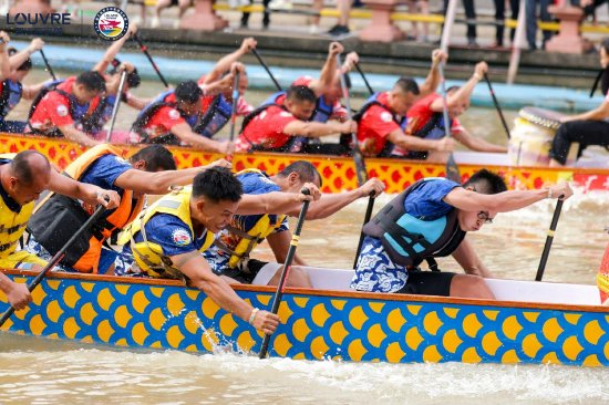 民俗活动嬗变全民盛事 2025美兰渔村龙舟赛收官