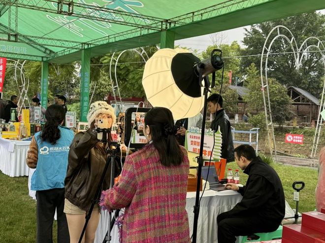 重庆开州：川渝“村趣”运动会开幕玩出农耕文明风(图7)