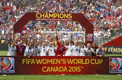 文体艺苑：文坛“贿选门”再损文艺奖项公信力(图4)