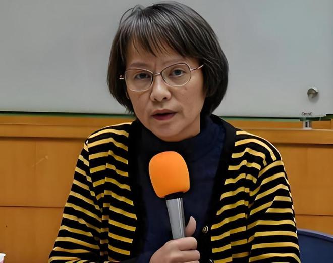 统一台湾后这位中学女教师适合担任省政府新闻办公室主任？(图6)