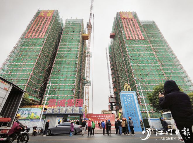 多图直击！大湾区各地龙舟队齐聚江海！！(图13)