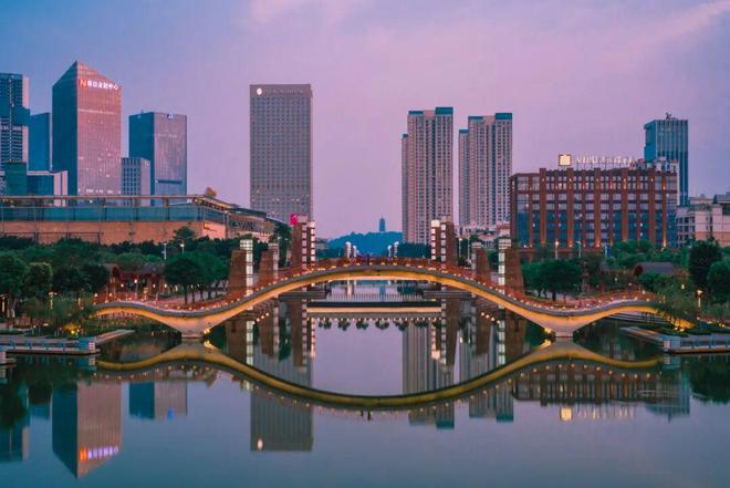 还在一线城市“漂”？这届打工人更愿意来佛山(图8)