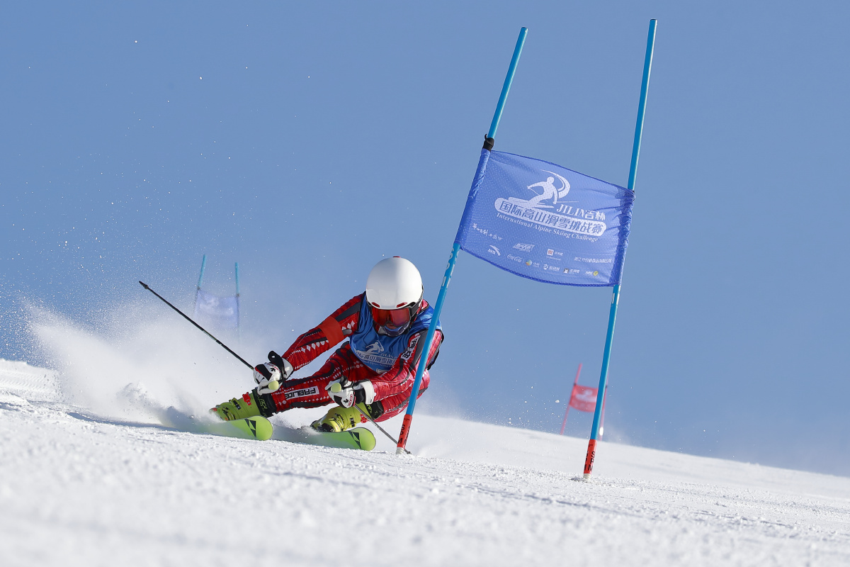 2025年福州端午国际龙舟赛活动现场有直播吗？