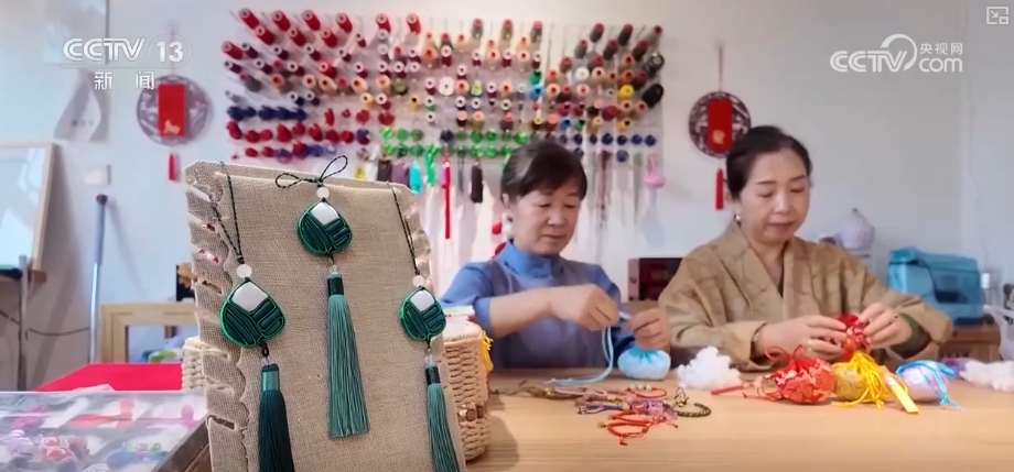 解码端午文化传承密码 千年传统焕新彩玩出新花样(图5)