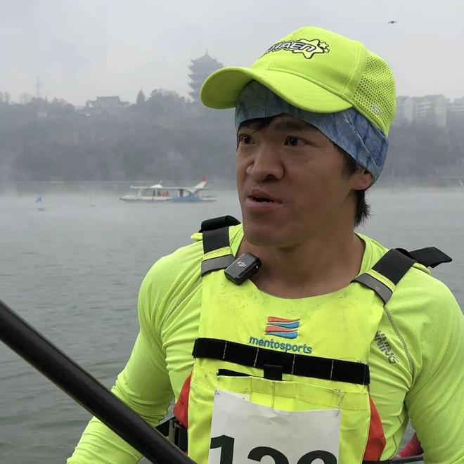 1条江！3项赛事！近千人！昨天的汉江太热闹！(图8)