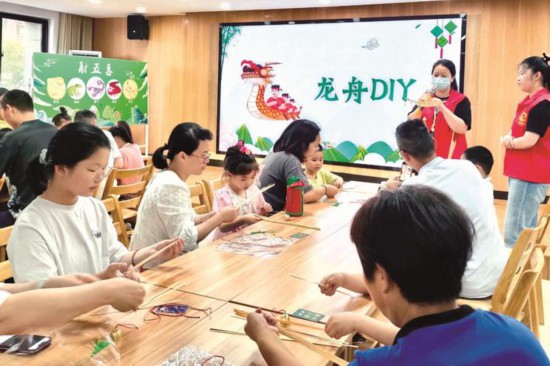 浙报聚焦 温州竹编龙舟 一丝一竹编织愿景与期盼