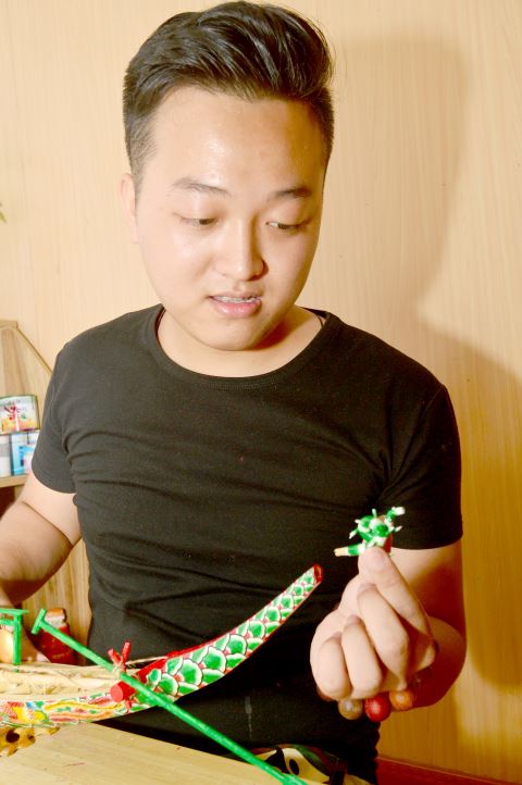 “洛洛”破浪出圈：番禺区洛浦龙舟IP的“非遗新生”