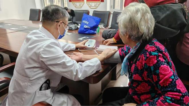 汤原县开展“情暖冬日・爱满社区”暖心服务系列活动(图3)