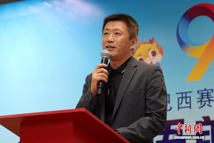 巴西华语“提灯人”胡军：华文教育为海外华人集体记忆筑基