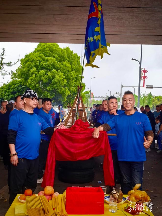 湘潭九总新龙舟“接龙”