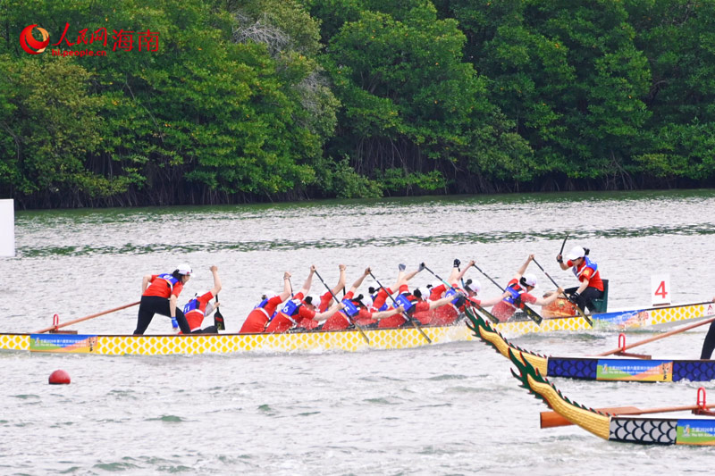 中国队首次问鼎亚沙会龙舟女子100米直道赛(图3)