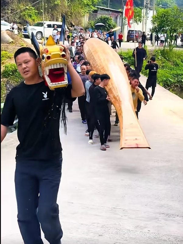 贵州松桃：多支劲旅下水 备战端午龙舟赛(图3)